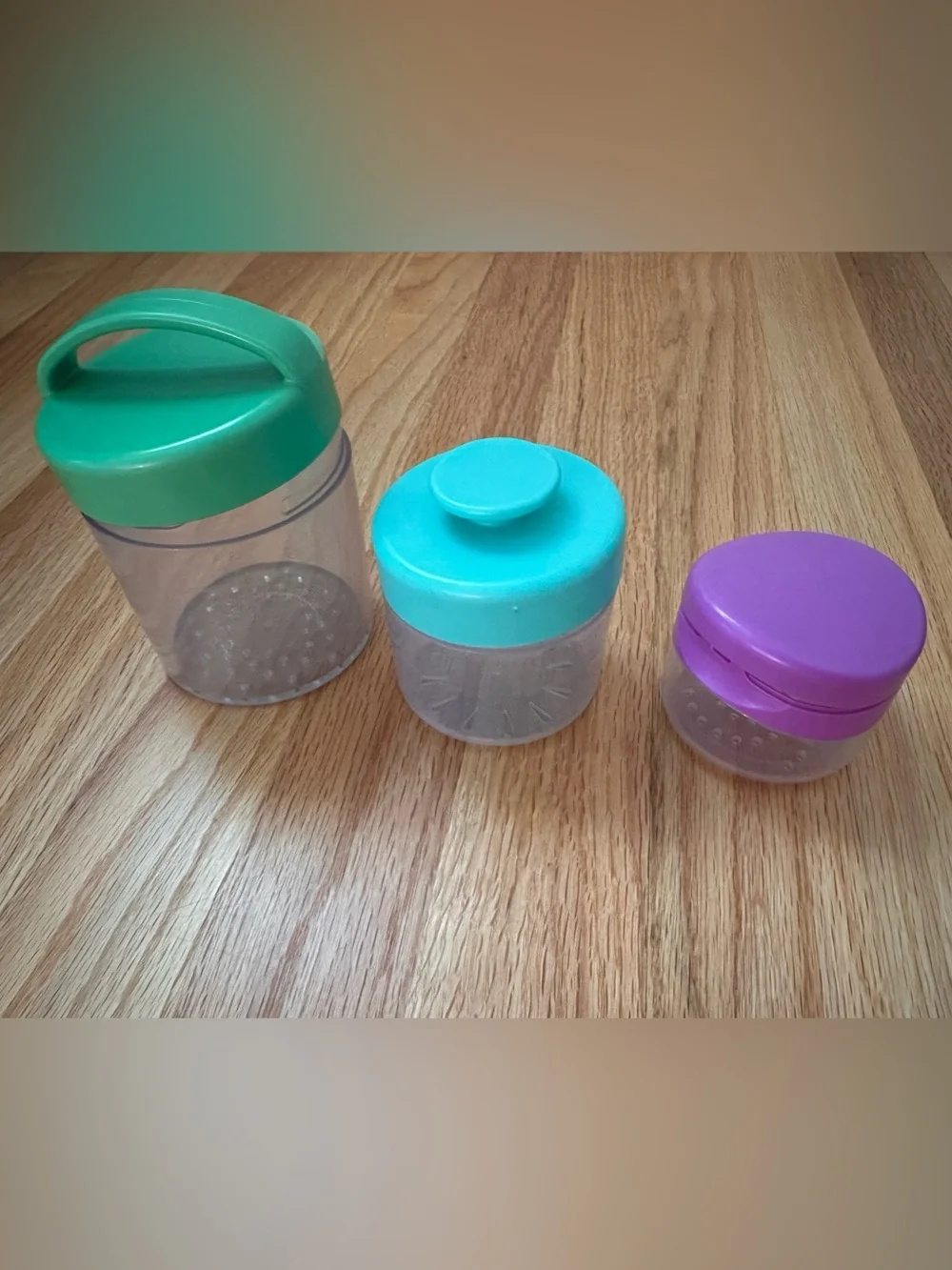 Lovevery Partial Old Explorer Play Kit 9-10 months Canisters Tip & Turn Beanbags